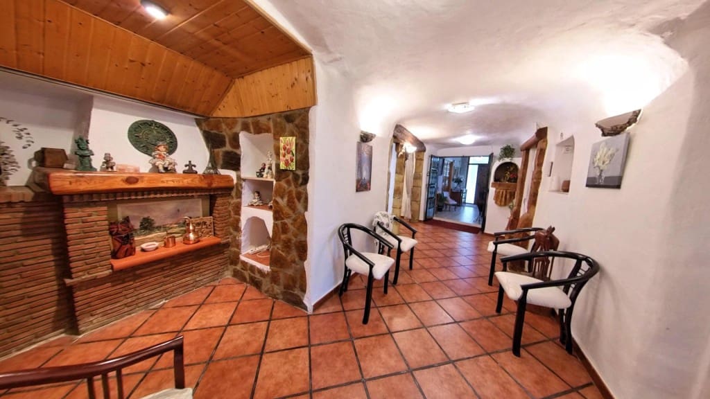 5 chambre Finca/Maison de Campagne à vendre à Elda avec garage - 239 900 € (Ref: 10182901)