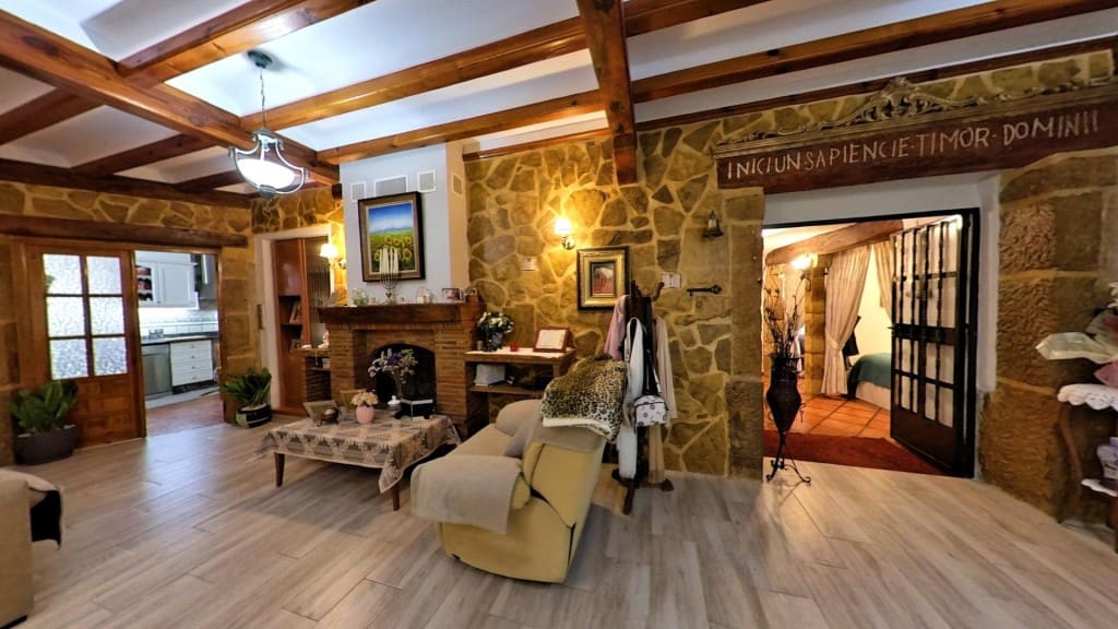 5 chambre Finca/Maison de Campagne à vendre à Elda avec garage - 239 900 € (Ref: 10182901)