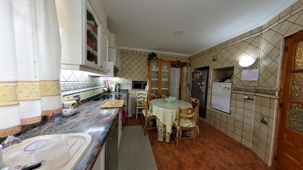 5 chambre Finca/Maison de Campagne à vendre à Elda avec garage - 239 900 € (Ref: 10182901)