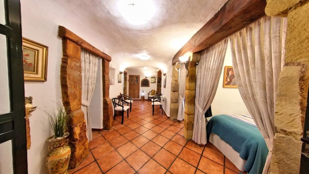 5 chambre Finca/Maison de Campagne à vendre à Elda avec garage - 239 900 € (Ref: 10182901)