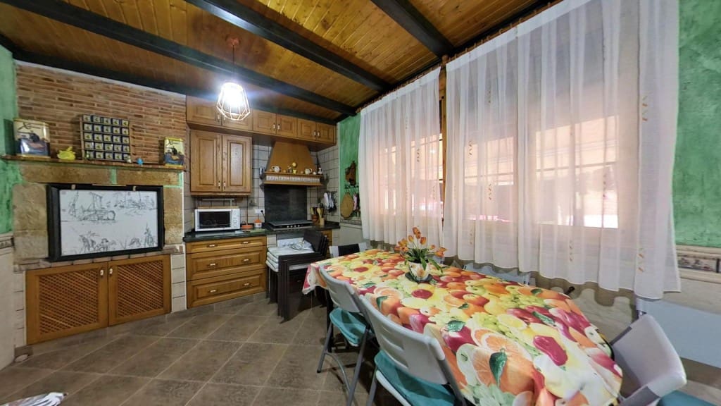 5 chambre Finca/Maison de Campagne à vendre à Elda avec garage - 239 900 € (Ref: 10182901)