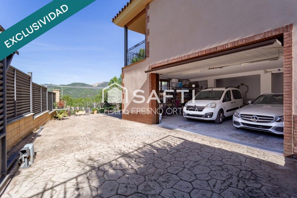 4 sovrum Villa till salu i Riudecanyes med pool garage - 875 000 € (Ref: 10182907)