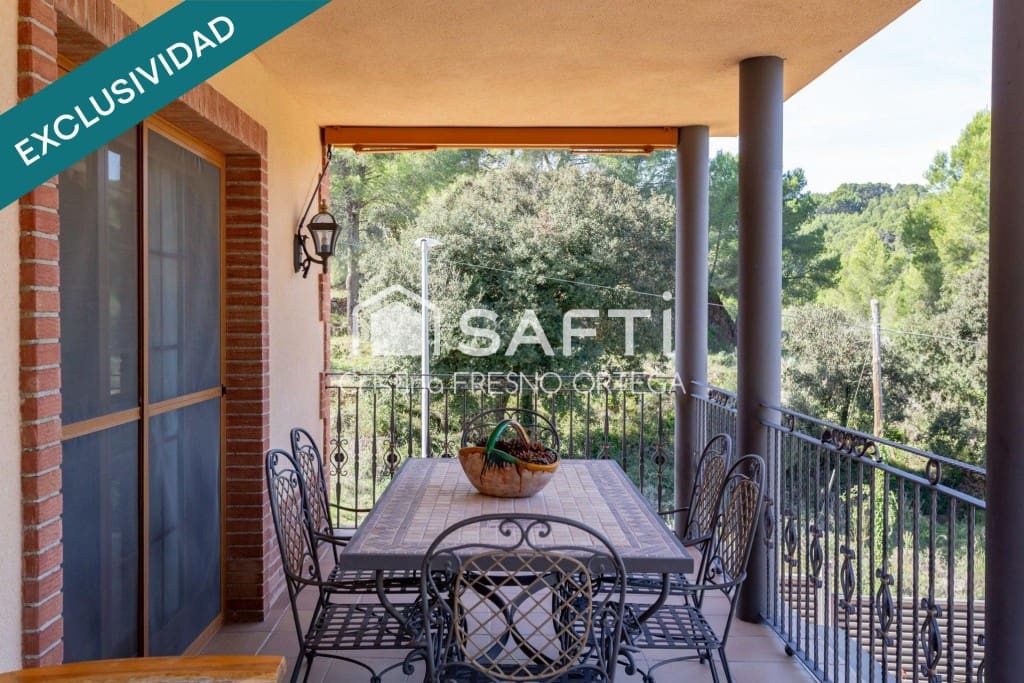 4 sovrum Villa till salu i Riudecanyes med pool garage - 875 000 € (Ref: 10182907)