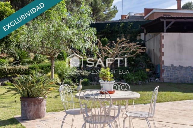 4 sovrum Villa till salu i Riudecanyes med pool garage - 875 000 € (Ref: 10182907)