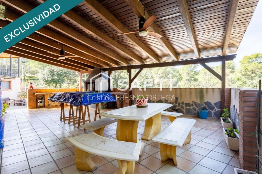 4 sovrum Villa till salu i Riudecanyes med pool garage - 875 000 € (Ref: 10182907)