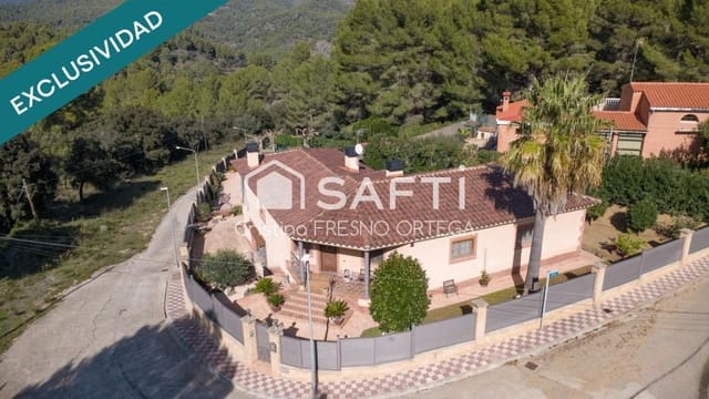 4 sovrum Villa till salu i Riudecanyes med pool garage - 875 000 € (Ref: 10182907)