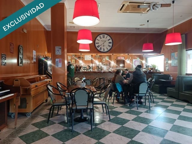 Commercial for sale in Huecas with garage - € 700,000 (Ref: 10182909)