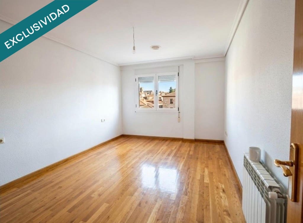 4 quarto Moradia em Banda para venda em Leao cidade - 259 900 € (Ref: 10182912)