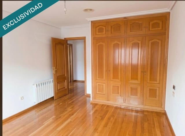 4 quarto Moradia em Banda para venda em Leão cidade - 259 900 € (Ref: 10182912)