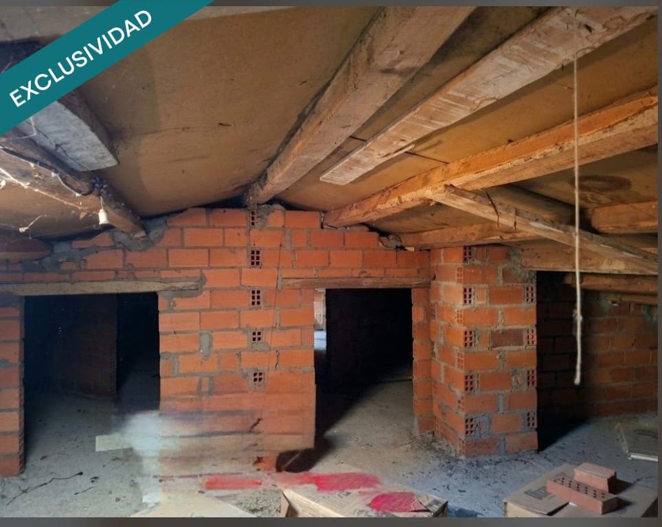 4 quarto Moradia em Banda para venda em Leao cidade - 259 900 € (Ref: 10182912)