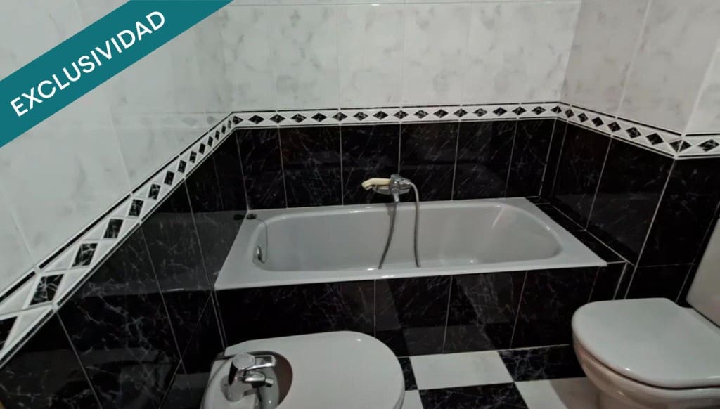 4 quarto Moradia em Banda para venda em Leao cidade - 259 900 € (Ref: 10182912)