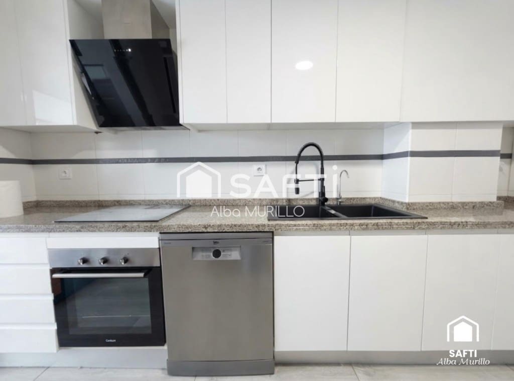 3 bedroom Villa for sale in Calafell with pool - € 599,000 (Ref: 10182913)