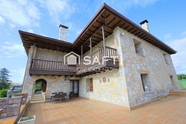 7 quarto Moradia para venda em Ponferrada com piscina garagem - 1 156 000 € (Ref: 10182917)