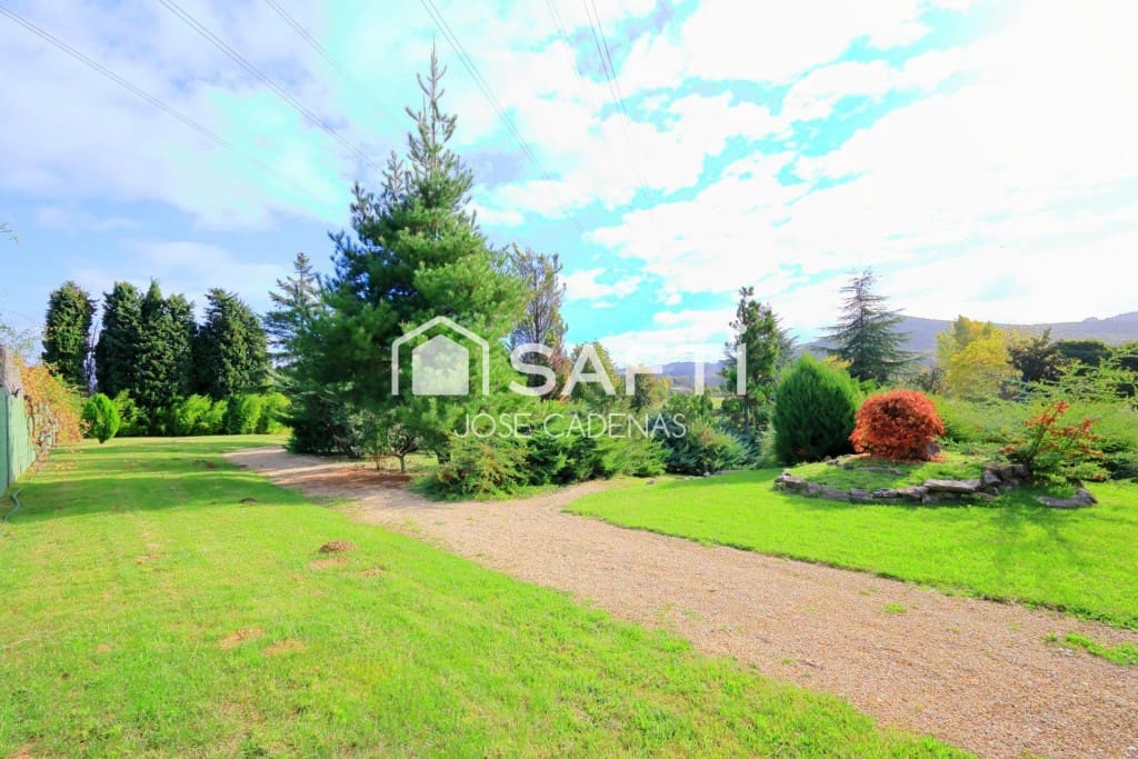 7 quarto Moradia para venda em Ponferrada com piscina garagem - 1 156 000 € (Ref: 10182917)