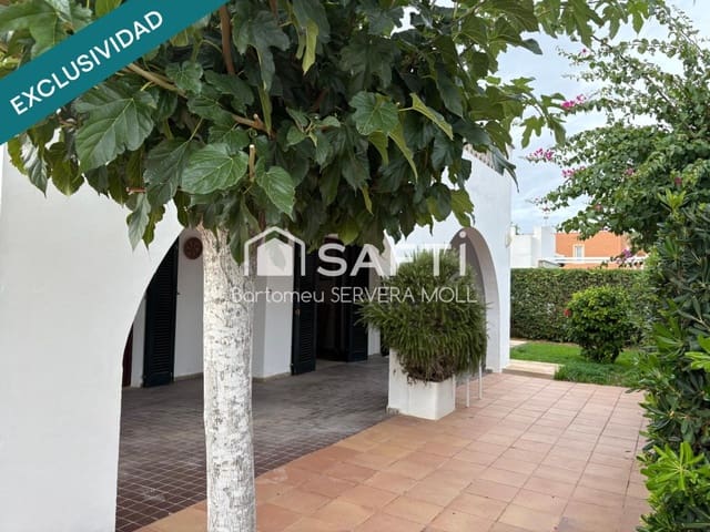 4 makuuhuone Huvila myytävänä paikassa Cala Blanca, Ciutadella de Menorca mukana 
autotalli - 490 000 € (Ref: 10184429)
