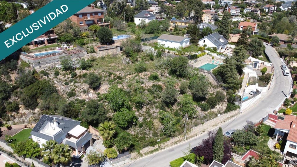 Building Plot for sale in Palleja - € 74,000 (Ref: 10184430)