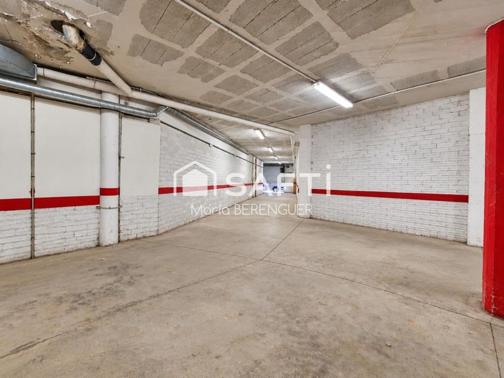 Kommersiell til salgs i Manresa med garasje - € 250 000 (Ref: 10184435)