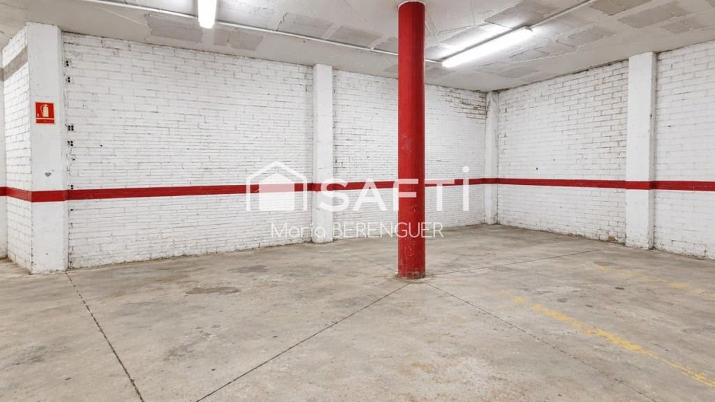 Kommersiell til salgs i Manresa med garasje - € 250 000 (Ref: 10184435)