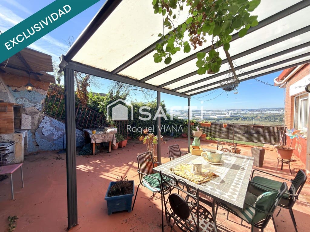 4 soverom Villa til salgs i Abrera med svømmebasseng garasje - € 215 000 (Ref: 10186779)