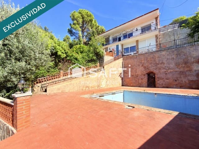 4 soverom Villa til salgs i Abrera med svømmebasseng garasje - € 215 000 (Ref: 10186779)