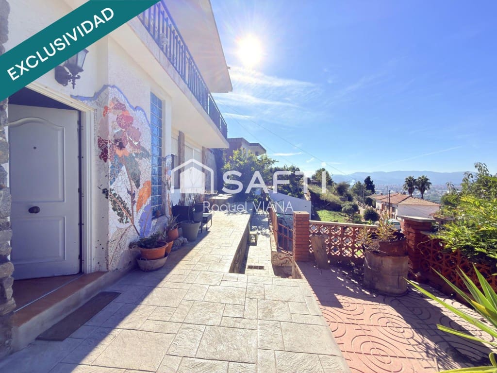 4 soverom Villa til salgs i Abrera med svømmebasseng garasje - € 215 000 (Ref: 10186779)