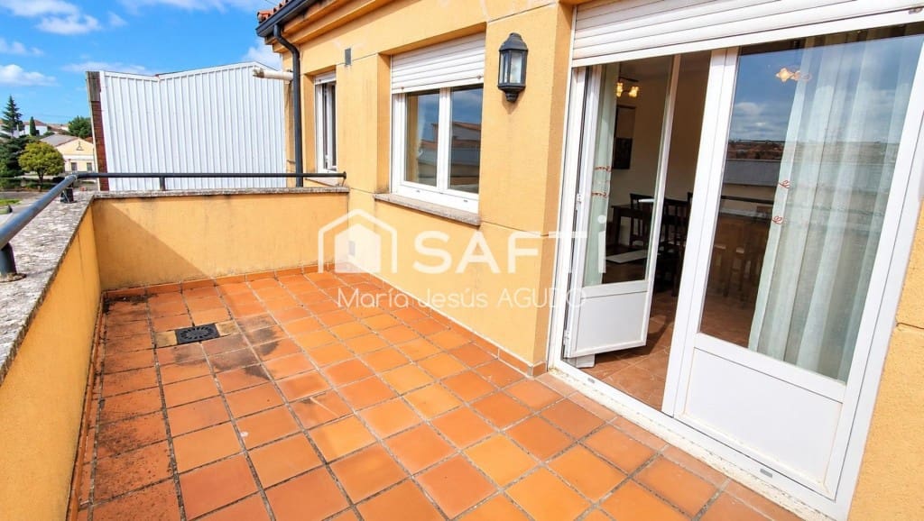 Apartamento de 2 habitaciones en Vitigudino en venta con garaje - 70.000 € (Ref: 10186780)