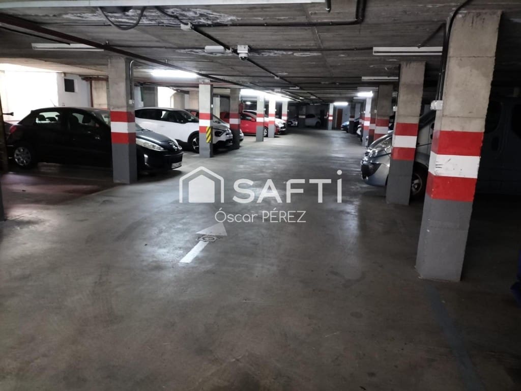Garagem para venda em Las Palmas de Gran Canaria - 13 000 € (Ref: 10186782)