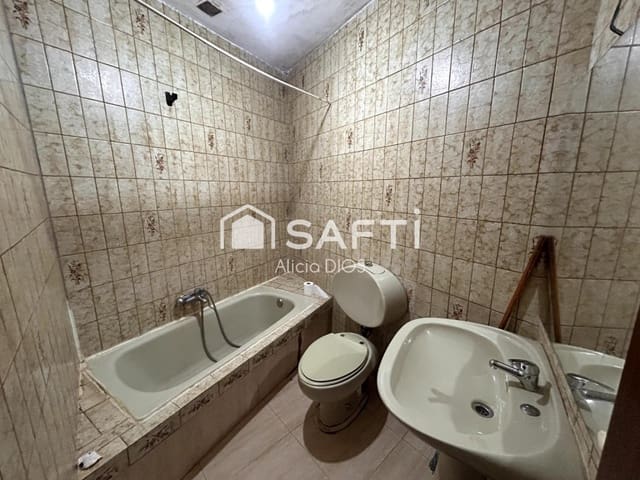 2 slaapkamer Rijtjeshuis te koop in Moaña met garage - € 135.000 (Ref: 10186783)