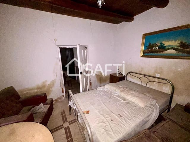 4 Zimmer Reihenhaus zu verkaufen in Valencia de Don Juan - 90.000 € (Ref: 8480944)