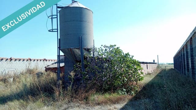 Landgrundstück zu verkaufen in Lagartera - 32.600 € (Ref: 8590967)