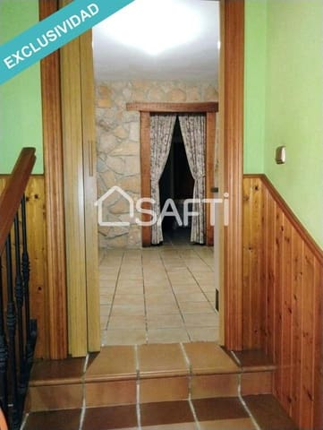 6 Zimmer Villa zu verkaufen in Hernán-Pérez - 88.000 € (Ref: 8595241)