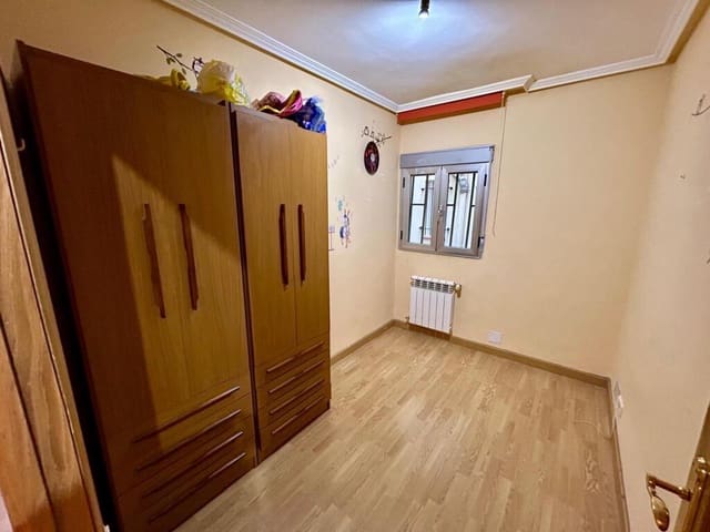 3 Zimmer Apartment zu verkaufen in Valencia de Don Juan - 65.000 € (Ref: 8809596)