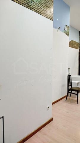 Comercial para arrendar em Santiago de Compostela - 500 € (Ref: 8822158)