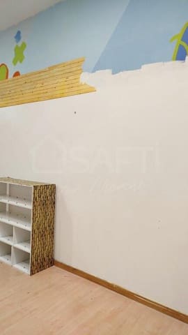 Comercial para arrendar em Santiago de Compostela - 500 € (Ref: 8822158)