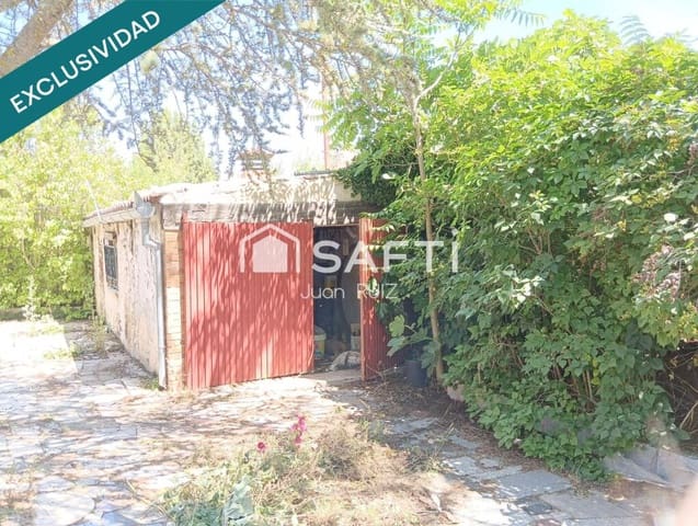 4 makuuhuone Huvila myytävänä paikassa Calabazas de Fuentidueña mukana 
autotalli - 85 000 € (Ref: 8917894)