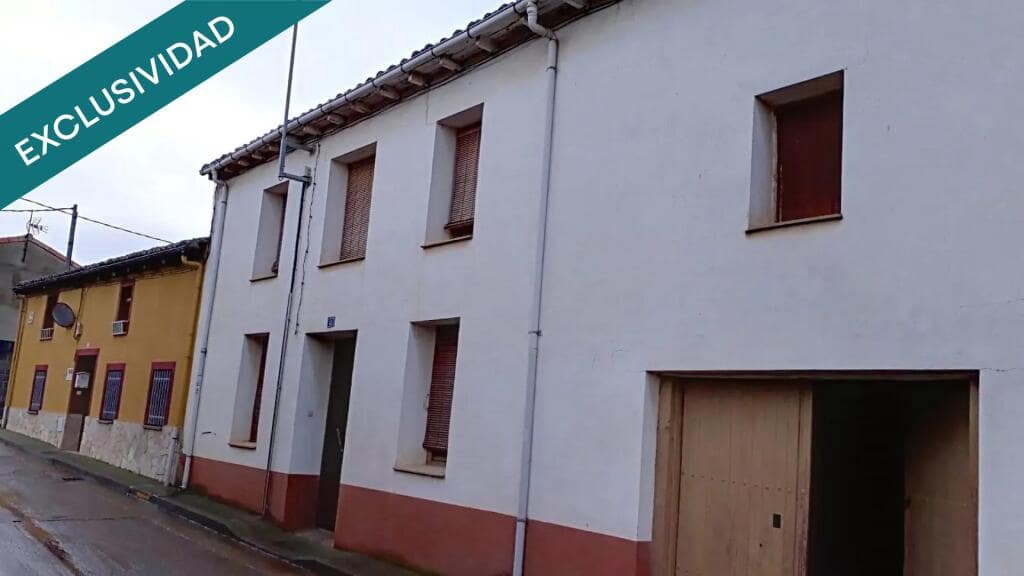 4 soveværelse Finca/Landehus til salg i Santas Martas med garage - € 60.000 (Ref: 8921683)