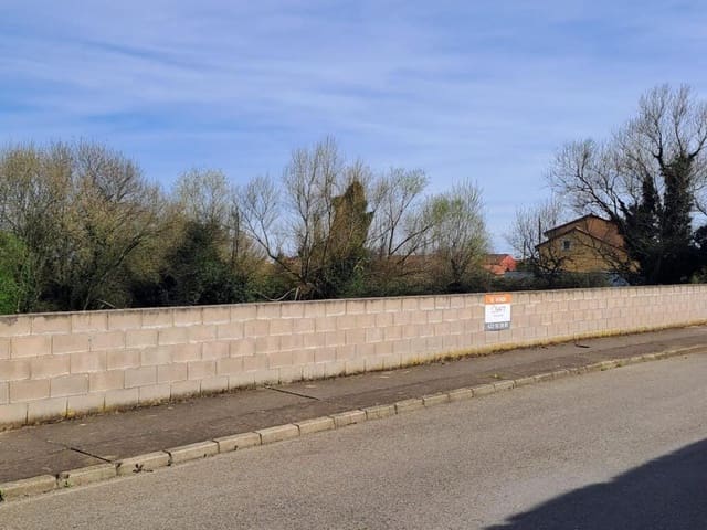 Area Edificabile in vendita in Sariegos - 86.000 € (Rif: 8943995)