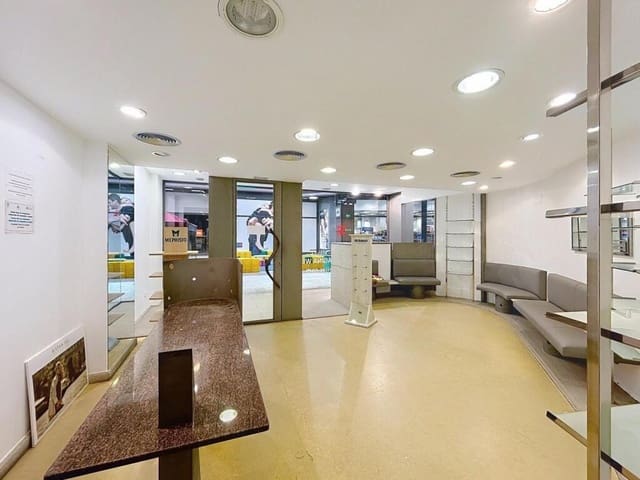 Komercyjne na sprzedaż w Santiago de Compostela - 85 000 € (Ref: 8950647)