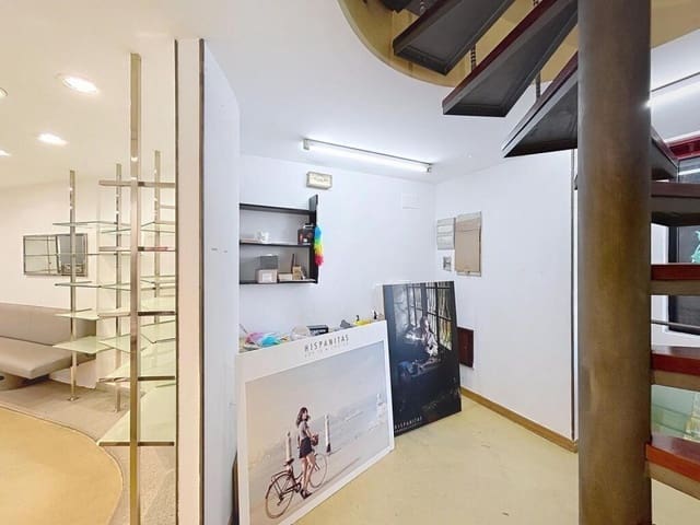 Komercyjne na sprzedaż w Santiago de Compostela - 85 000 € (Ref: 8950647)