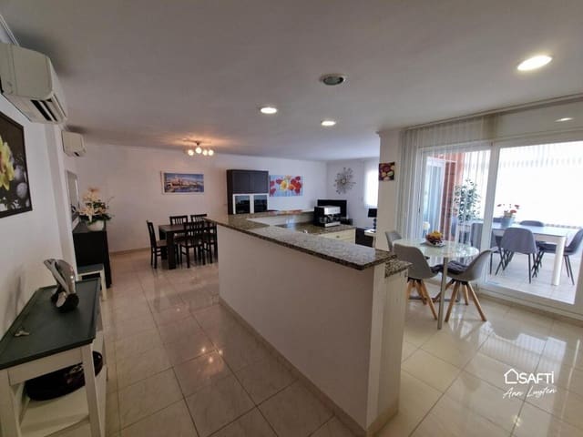 3 soveværelse Penthouse til salg i Roses med garage - € 499.500 (Ref: 9001663)