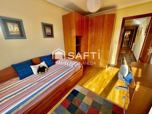 3 Zimmer Apartment zu verkaufen in Valencia de Don Juan mit Garage - 115.000 € (Ref: 9004855)