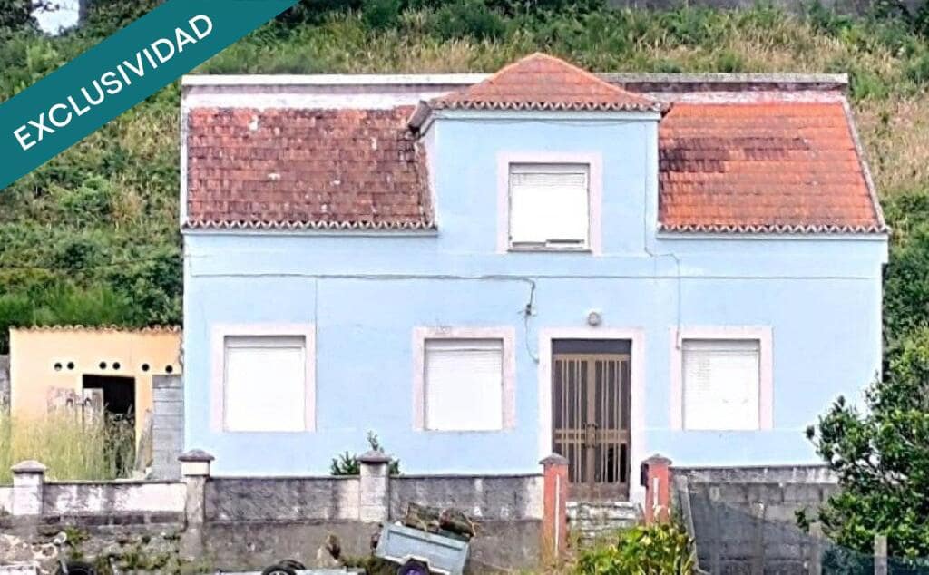 4 soveværelse Villa til salg i Porto do Son med garage - € 125.000 (Ref: 9065223)
