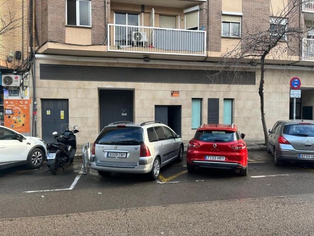 Commercial for rent in Torrefiel, Valencia city - € 1,900 (Ref: 9077971)