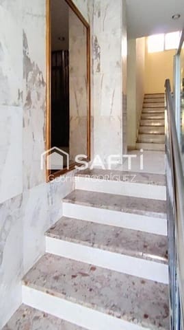 4 bedroom Apartment for sale in Casco Antiguo, Badajoz city - € 255,000 (Ref: 9099115)