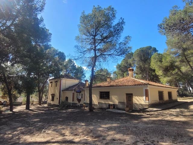 Ubebygd land til salgs i Ontinyent - € 740 000 (Ref: 9118733)