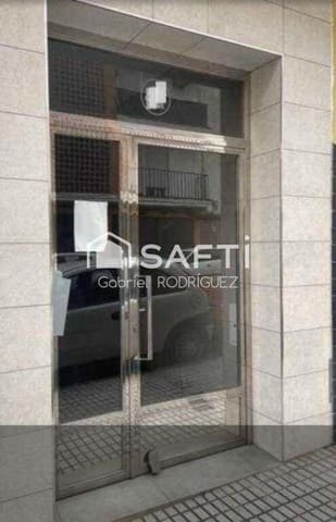 4 bedroom Apartment for rent in Pardaleras, Badajoz city - € 800 (Ref: 9125050)