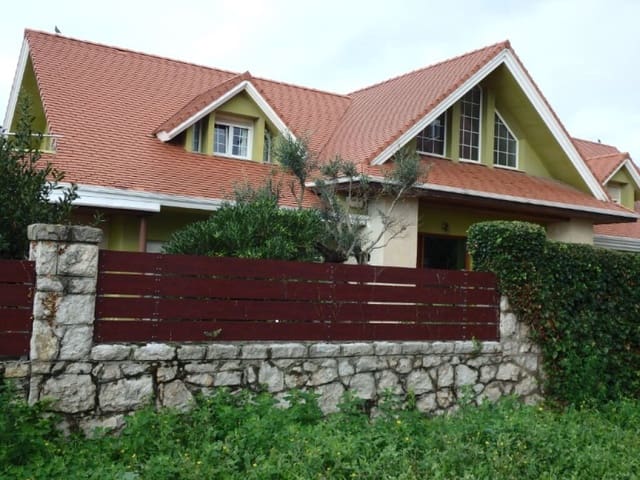 7 soveværelse Villa til salg i Santander med swimmingpool garage - € 1.290.000 (Ref: 9125058)