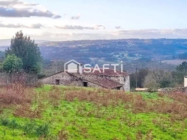 Ubebygd land til salgs i A Estrada - € 75 000 (Ref: 9125060)