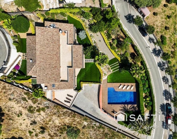 8 soverom Villa til salgs i Cabrils med svømmebasseng garasje - € 1 690 000 (Ref: 9125070)