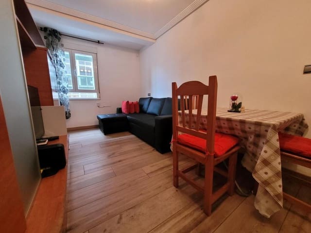 2 soveværelse Lejlighed til salg i Valladolid by - € 145.000 (Ref: 9125081)